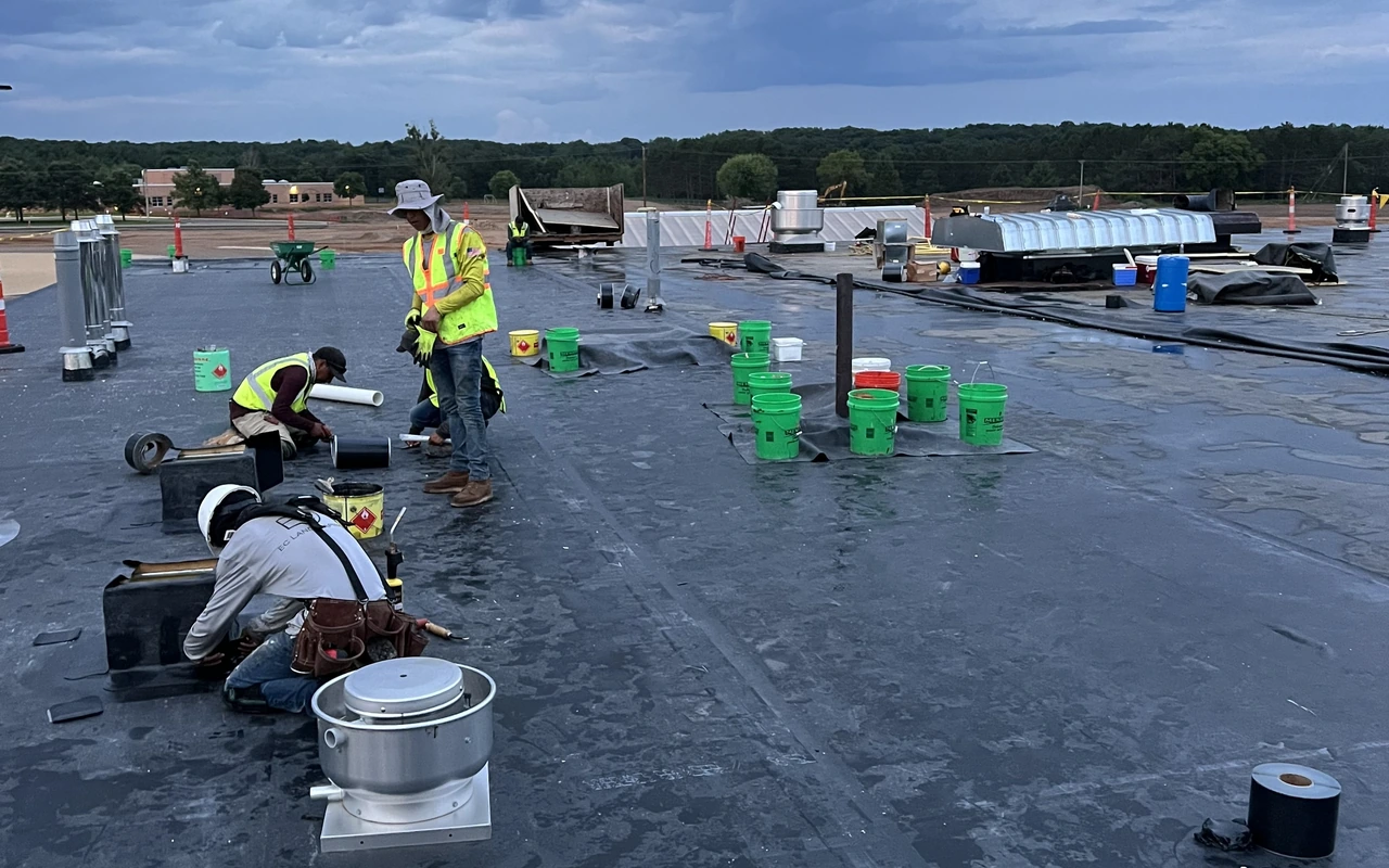 Wind damage shingle replacement with full insurance documentation in Minneapolis by Altus Roofing
